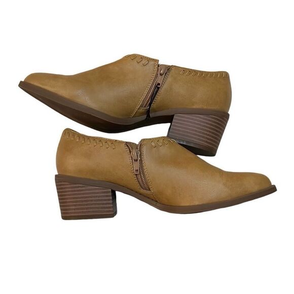 Sonoma Ankle Mules - Picture 4 of 8